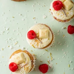 Schickeria -Super Streusel SuperStreuselHimbeerRaffaelloCupcakesSchickeria shop 16