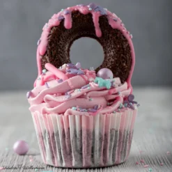 EinhornParty -Super Streusel SuperStreusel Shop SuperStreuselEinhornParty Freakfetti Cupcakes